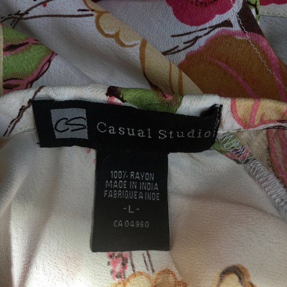 Casual Studio Top and Skirt set = "Dress" - Picture 6 of 11